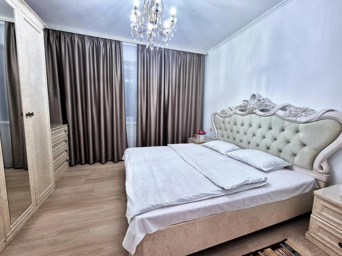 очень уютная рядом с посольством Apartment Almaty